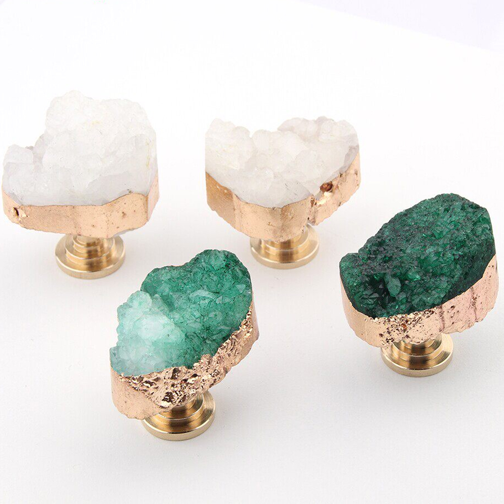 Natural White Crystal Tooth Pl - Furniture Hardware Brass recensie en prijs