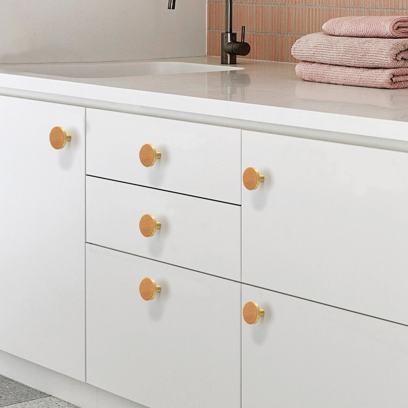 Wood Brass Door Handles and Kn - Furniture Hardware Brass recensie en prijs